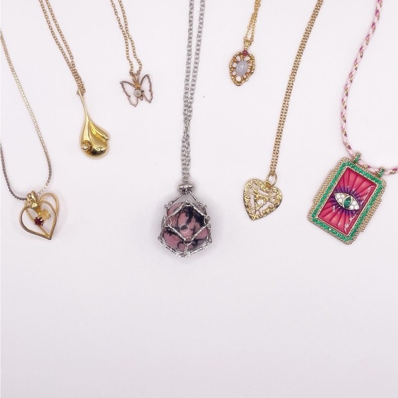 Jewelry - Vintage gold and silver contemporary necklaces